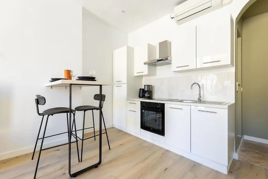 Beautiful & Modern Flat In Heart Of Marseille Apartment France
